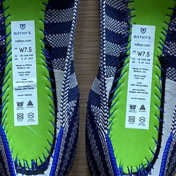 NEW Rothy’s The Point Riviera Stripe Navy and White, Size 7.5 - Picture 6 of 7